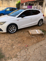 voitures-seat-ibiza-2018-fully-toit-ouvrant-baba-hassen-alger-algerie