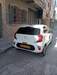 voitures-kia-picanto-2023-toutes-options-batna-algerie