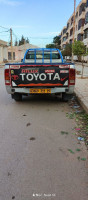 voitures-toyota-hilux-2011-tighennif-mascara-algerie