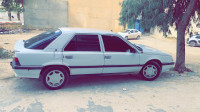 voitures-renault-25-1991-tebessa-algerie