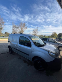 utilitaire-renault-kangoo-2017-confort-dar-el-beida-alger-algerie