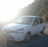 voitures-renault-clio-campus-2014-extreme-alger-centre-algerie