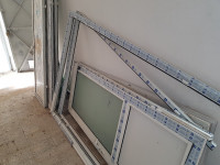 batiment-construction-vends-3-portes-en-aluminium-avec-2-vantaux-draria-alger-algerie