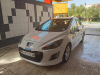 voitures-peugeot-308-2013-sportium-guelma-algerie