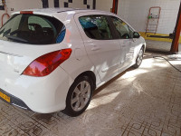 voitures-peugeot-308-2013-sportium-guelma-algerie