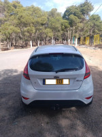 voitures-ford-fiesta-2013-city-ain-beida-oum-el-bouaghi-algerie