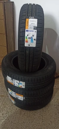 04 pneus neuves