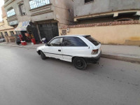 moyenne-berline-opel-astra-1997-medea-algerie