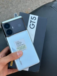 Realmi GT5 Realmi GT5