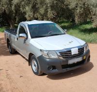 السيارات-النفعية-toyota-hilux-2016-يلل-غليزان-الجزائر