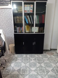 بيع أثاث مكتبي لعيادة طبية 