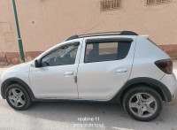 voitures-dacia-sandero-2017-ghardaia-algerie