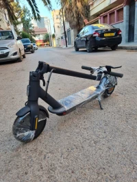 Trottinette electrique xiaomi essential 