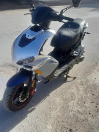 motos-et-scooters-vms-driver-2018-sidi-bel-abbes-algerie