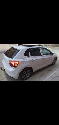 voitures-volkswagen-polo-2019-carat-sidi-chami-oran-algerie