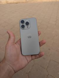 هواتف-ذكية-iphone-15-pro-سيدي-بلعباس-الجزائر