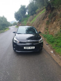 voitures-kia-rio-5-portes-2019-tizi-ouzou-algerie