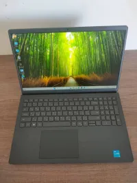 LAPTOP DELL Vostro 3520 