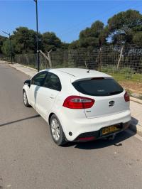 سيارات-kia-rio-5-portes-2014-شراقة-الجزائر