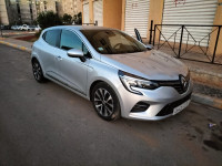 voitures-renault-clio-5-2021-intens-es-senia-oran-algerie