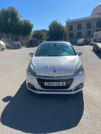 voitures-peugeot-208-2015-allure-bouira-algerie