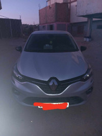 voitures-renault-clio-5-2023-oued-sly-chlef-algerie