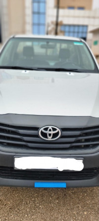 voitures-toyota-hilux-2014-el-bayadh-algerie