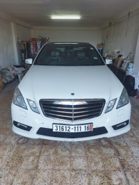 voitures-mercedes-classe-e-2011-avantgarde-pack-amg-rais-hamidou-alger-algerie