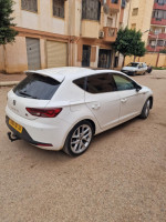 voitures-seat-leon-2014-khemis-miliana-ain-defla-algerie