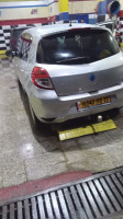 voitures-renault-clio-3-2010-issers-boumerdes-algerie