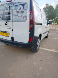 voitures-renault-kangoo-2012-djelfa-algerie