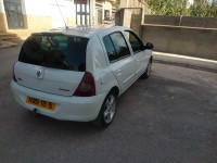 voitures-renault-clio-campus-2015-tizi-ouzou-algerie