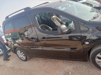 سيارات-citroen-berlingo-2013-أم-الطوب-سكيكدة-الجزائر