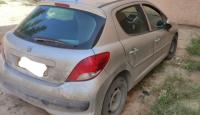 سيارات-peugeot-207-2012-باتنة-الجزائر
