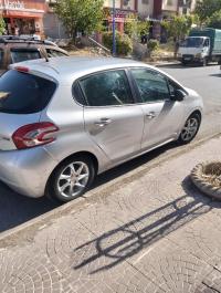 سيارات-peugeot-208-2015-تيزي-وزو-الجزائر