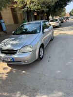 voitures-chevrolet-optra-4-portes-2010-mouzaia-blida-algerie