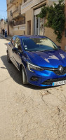 voitures-renault-clio-5-2023-evolution-heliopolis-guelma-algerie