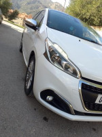 voitures-peugeot-208-2019-allure-facelift-tizi-ouzou-algerie