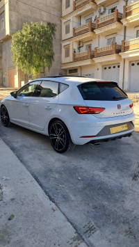 voitures-seat-leon-2019-cupra-ain-fakroun-oum-el-bouaghi-algerie