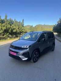 سيارات-peugeot-rifter-2026-gt-أميزور-بجاية-الجزائر
