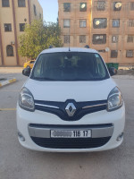 voitures-renault-kangoo-2018-privilege-plus-djelfa-algerie