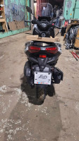 motos-scooters-xmax-2024-oran-algerie