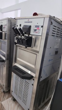 غذائي-و-تموين-machine-a-glace-spaceman-مسكيانة-أم-البواقي-الجزائر