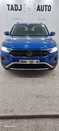 voitures-volkswagen-t-roc-2023-live-tadjenanet-mila-algerie