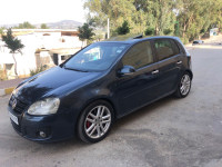 voitures-volkswagen-golf-5-2009-carat-algerie