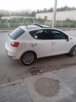 voitures-seat-ibiza-2015-fully-toit-ouvrant-bejaia-algerie