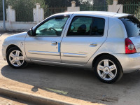 voitures-renault-clio-campus-2009-extreme-blida-algerie