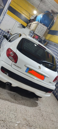 voitures-peugeot-206-plus-2013-medea-algerie