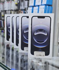 هواتف-ذكية-apple-iphone-16e-باب-الزوار-الجزائر