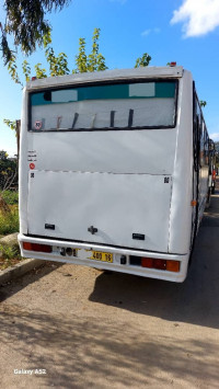 bus-isuzu-2000-baraki-alger-algerie